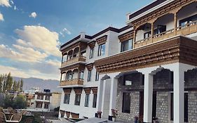 Hotel Holiday Ladakh Leh