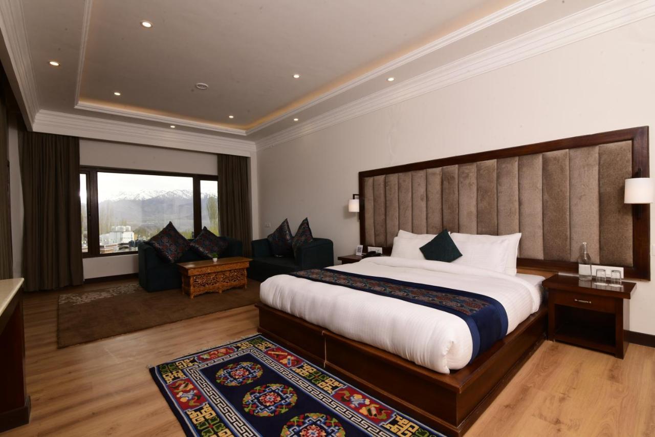 Hotel Holiday Ladakh Leh Exterior photo