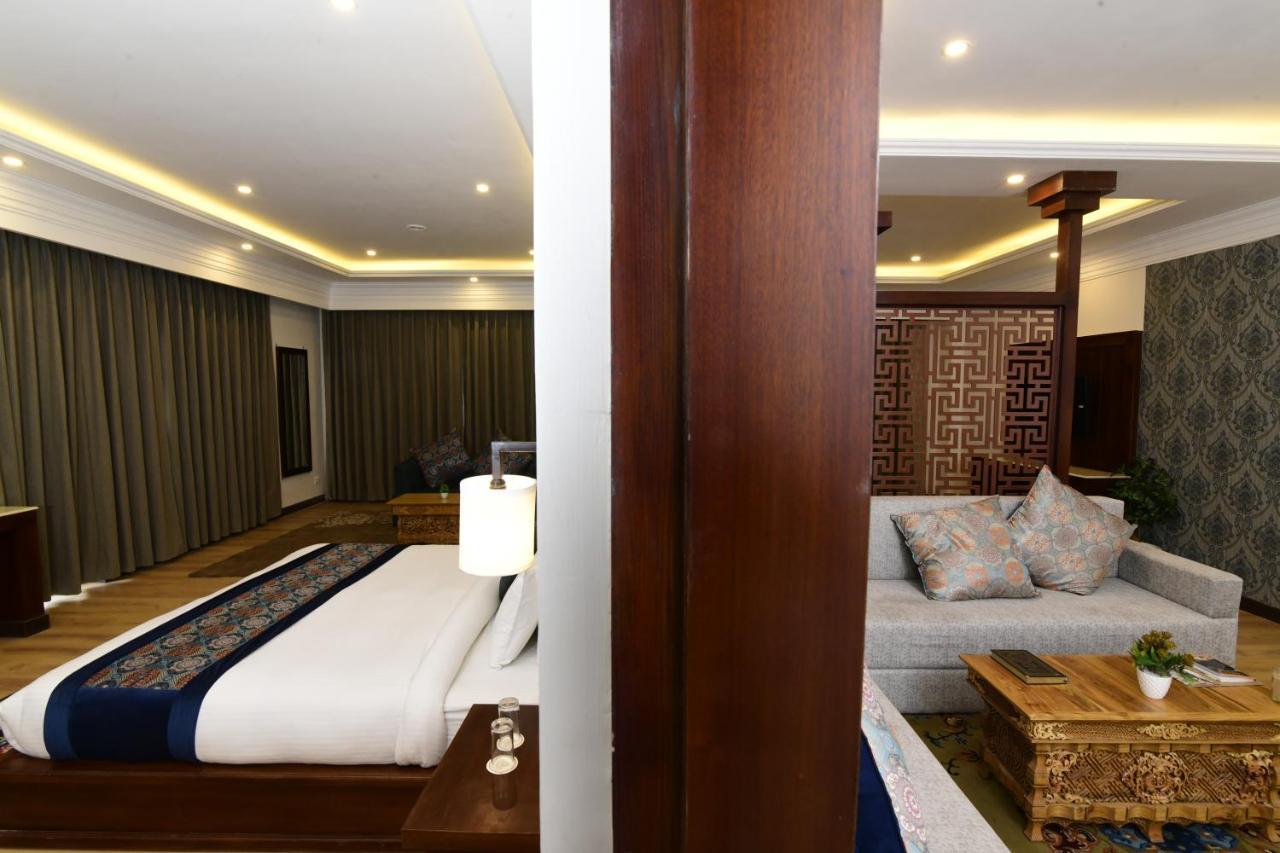 Hotel Holiday Ladakh Leh Exterior photo
