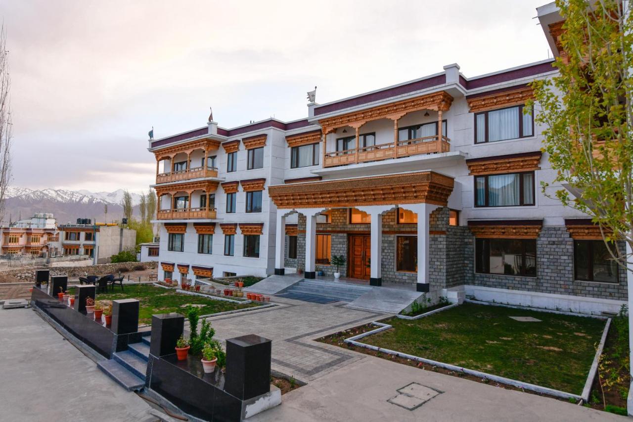 Hotel Holiday Ladakh Leh Exterior photo