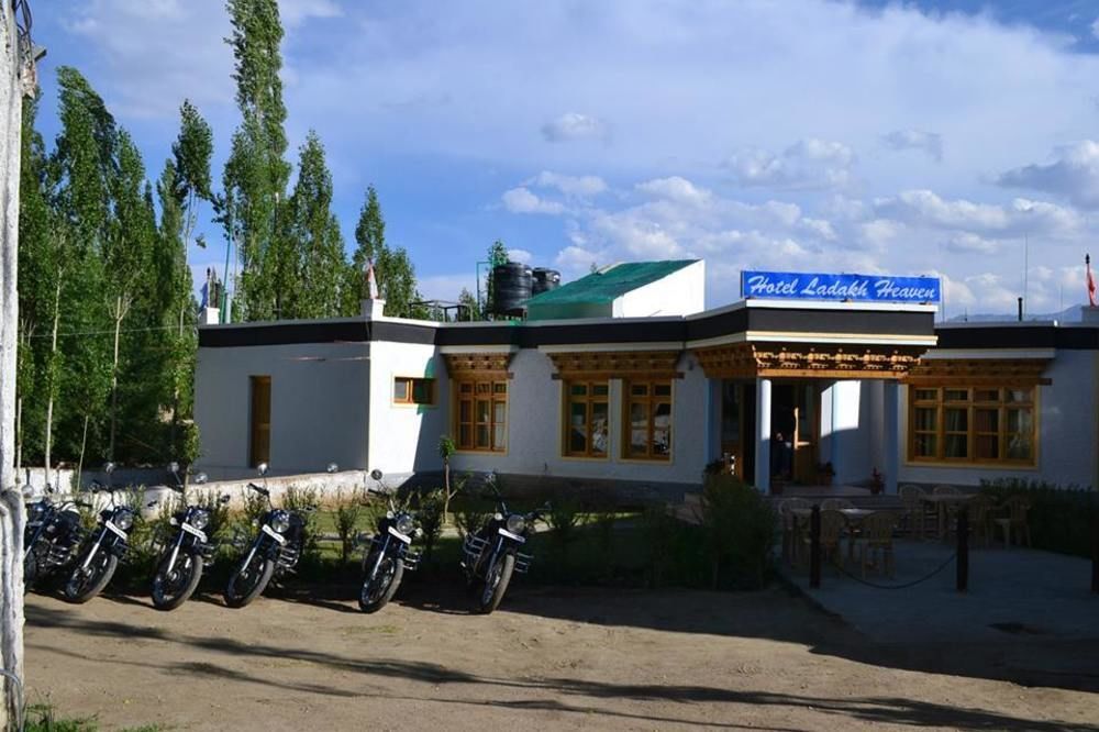 Hotel Holiday Ladakh Leh Exterior photo